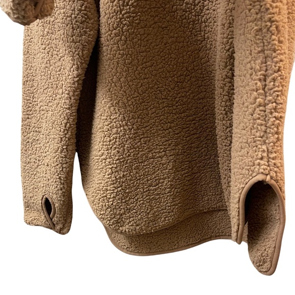NWT Women’s Tommy Hilfiger Camel Sherpa Pullover Sweater/ Coat with Hood XL - Picture 7 of 7